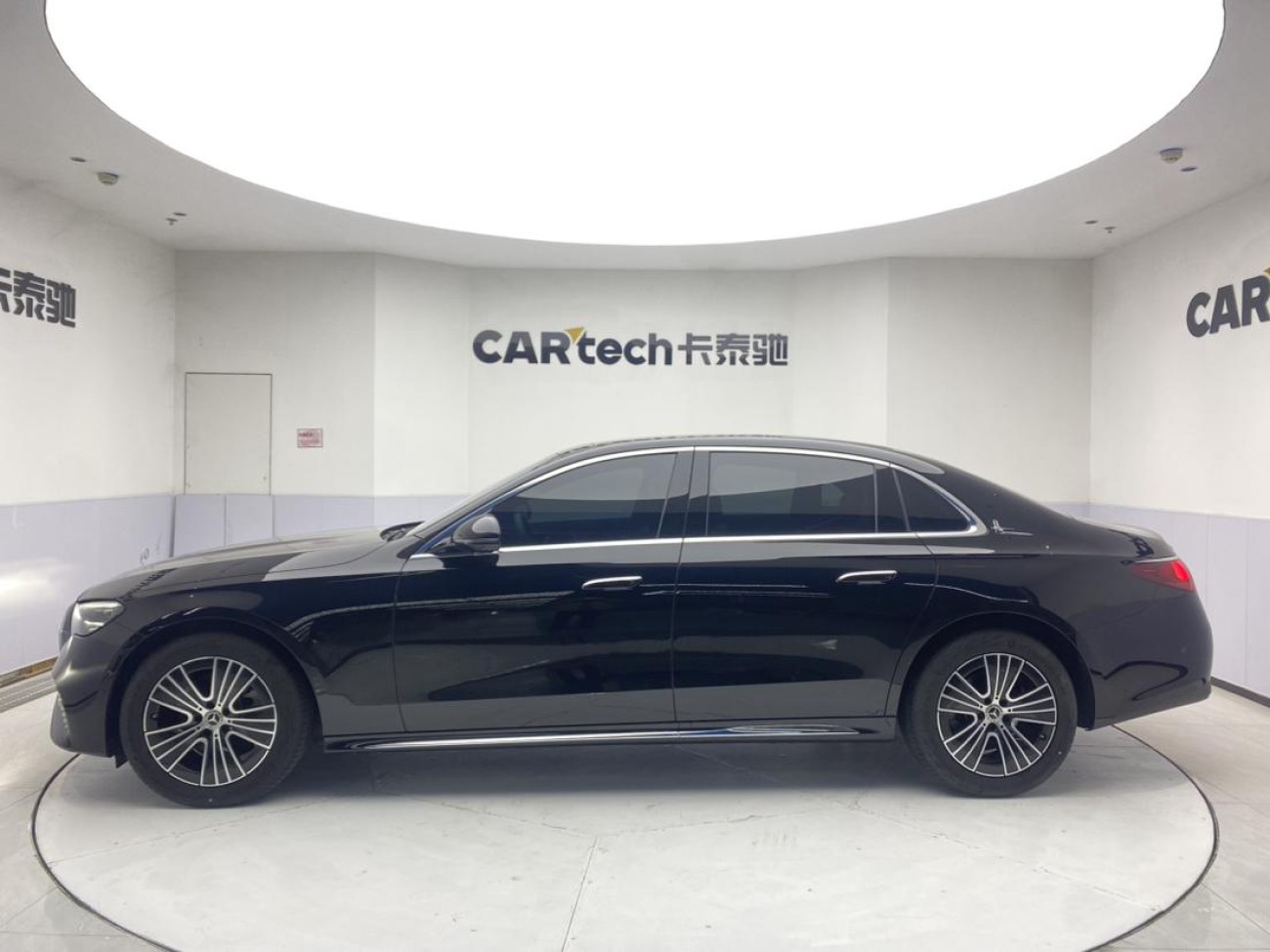 Mercedes-Benz E 260 L 2025