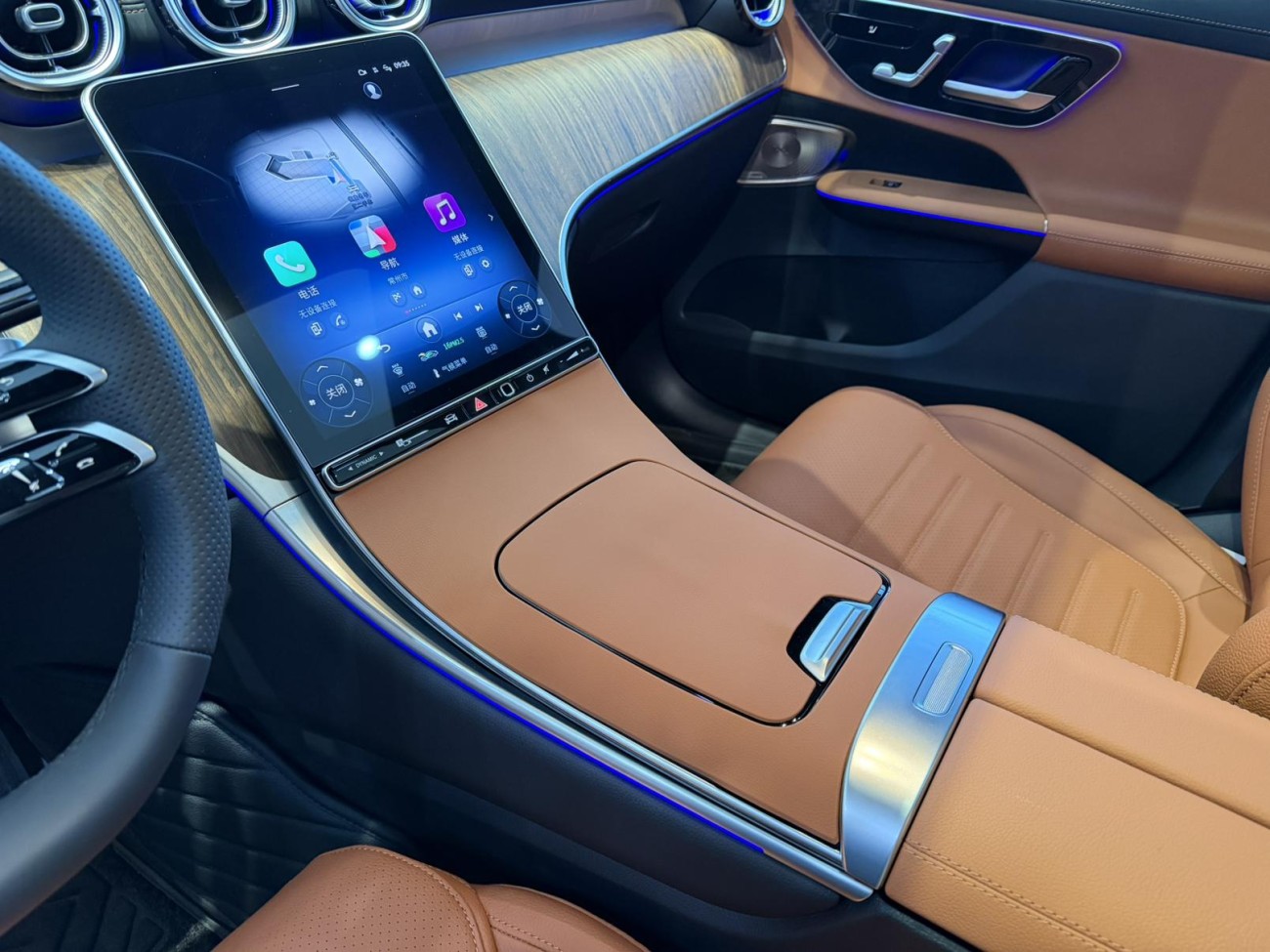 Mercedes-Benz GLC 300 L 2026