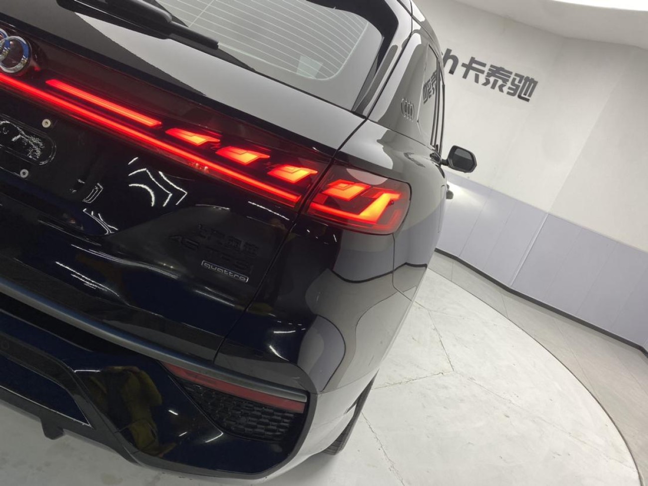 Audi Q6 45 TFSI 2023