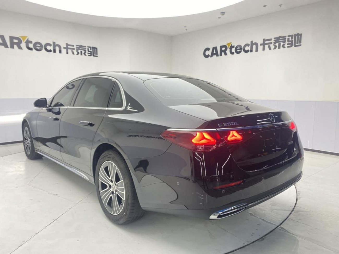 Mercedes-Benz E 260 L 2025