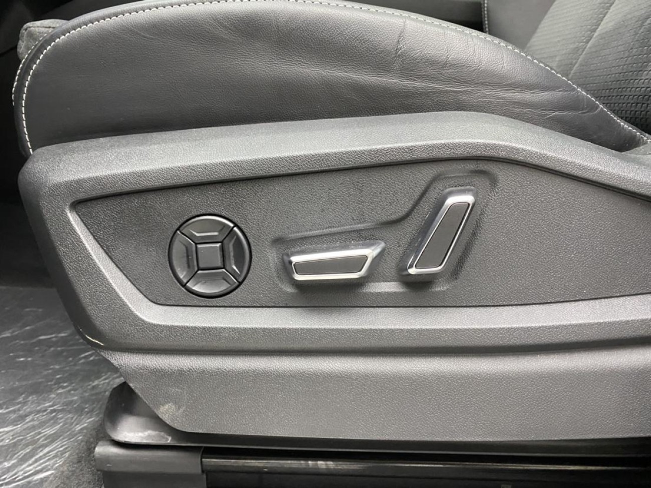 Audi Q6 45 TFSI 2023