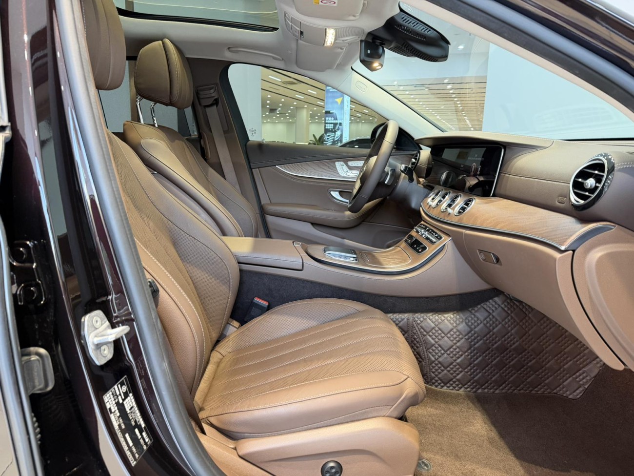 Mercedes-Benz E 300 L 2021