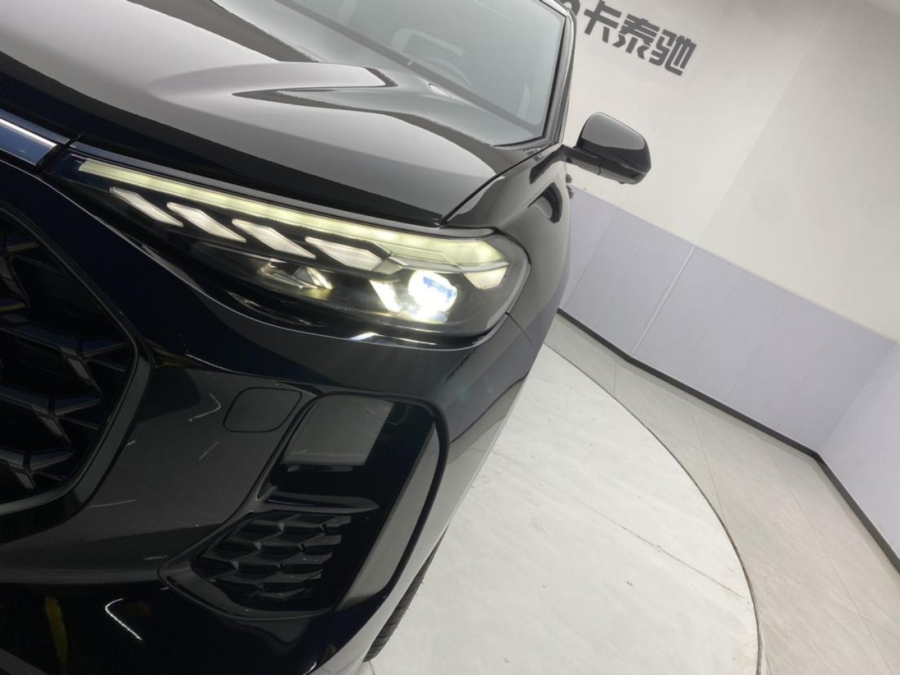 Audi Q6 45 TFSI 2023