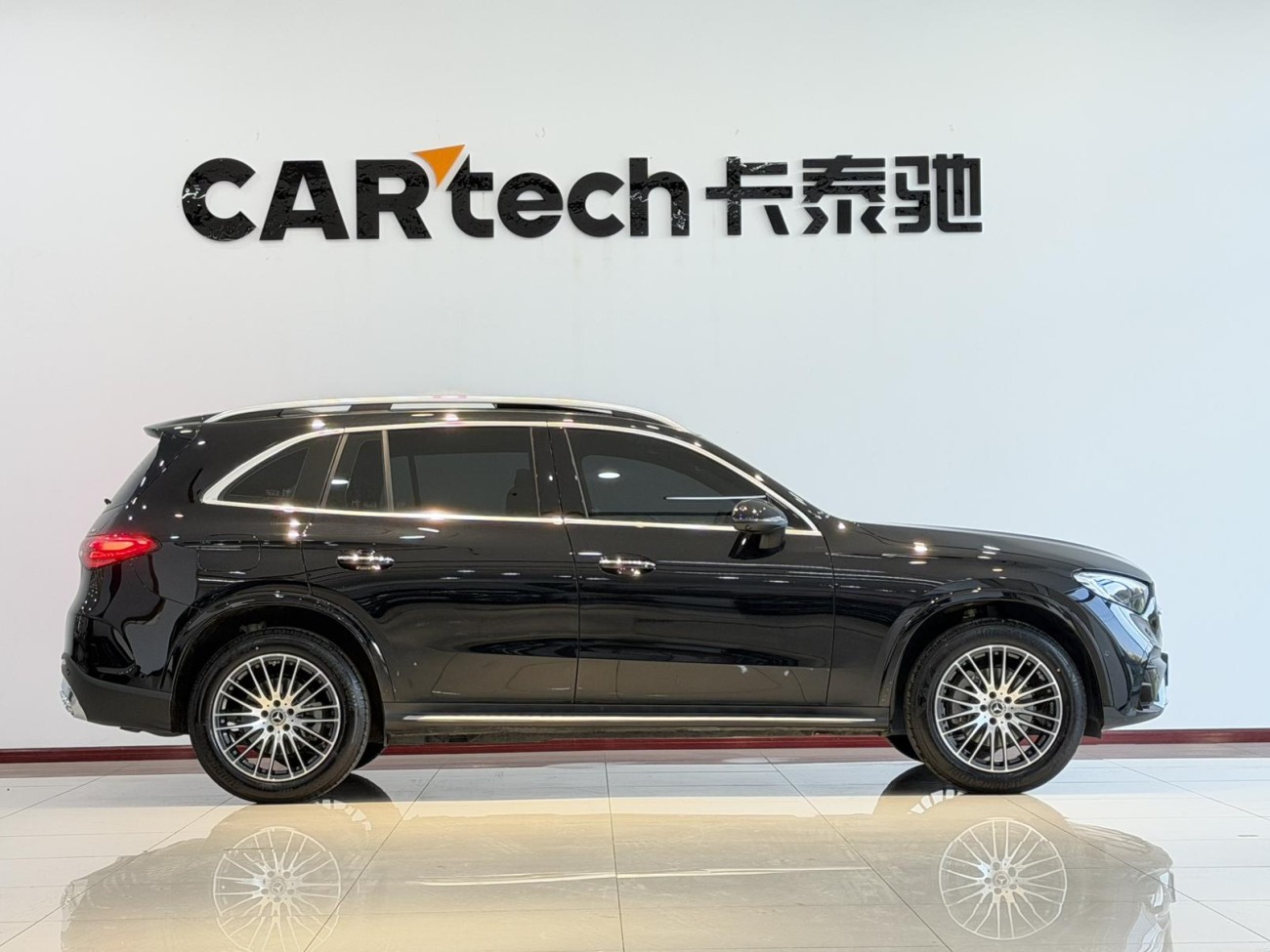 Mercedes-Benz GLC 260 L 2026