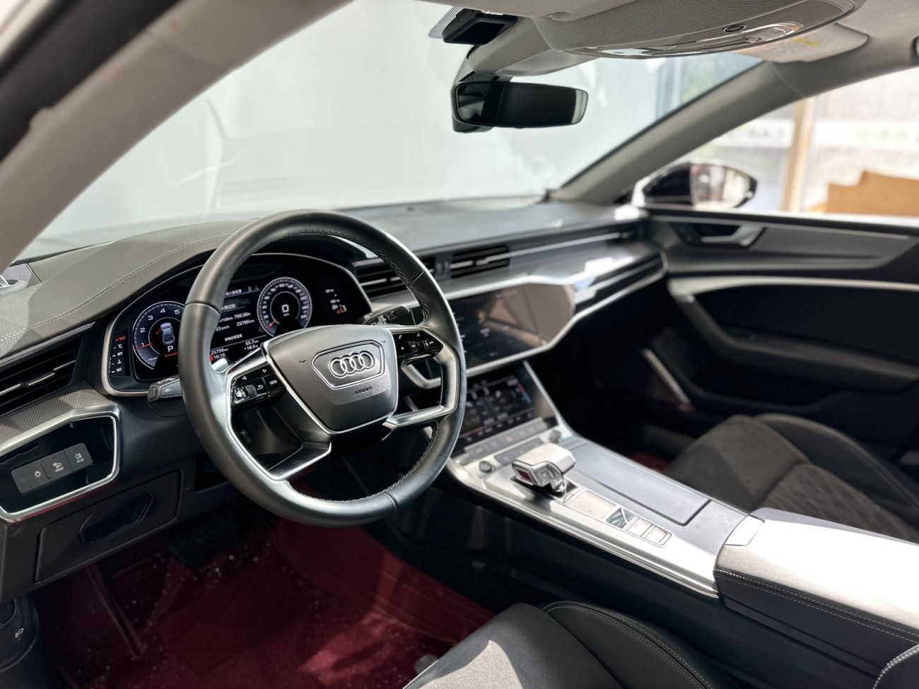 Audi A7L 45 TFSI 2024
