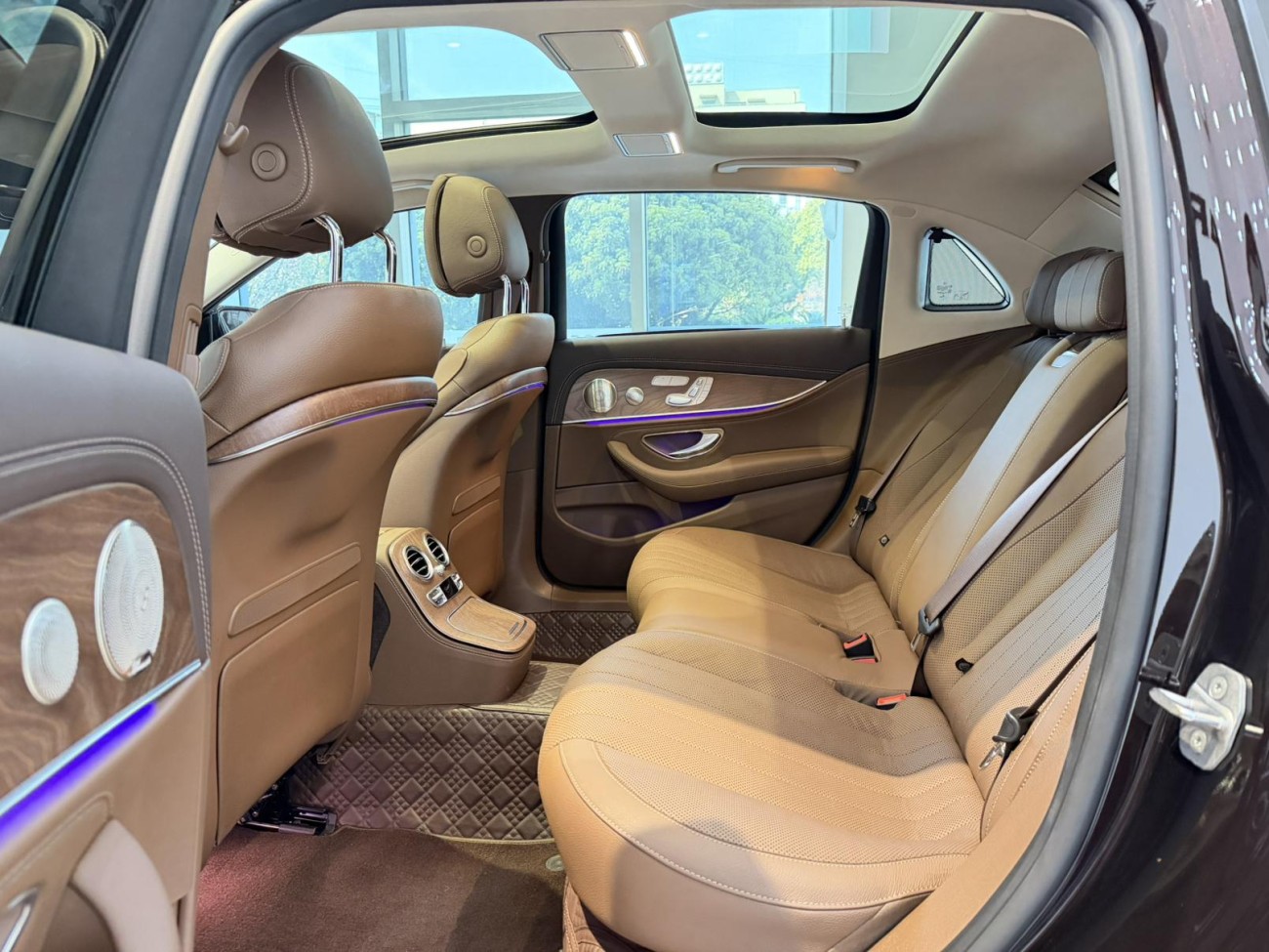 Mercedes-Benz E 300 L 2021