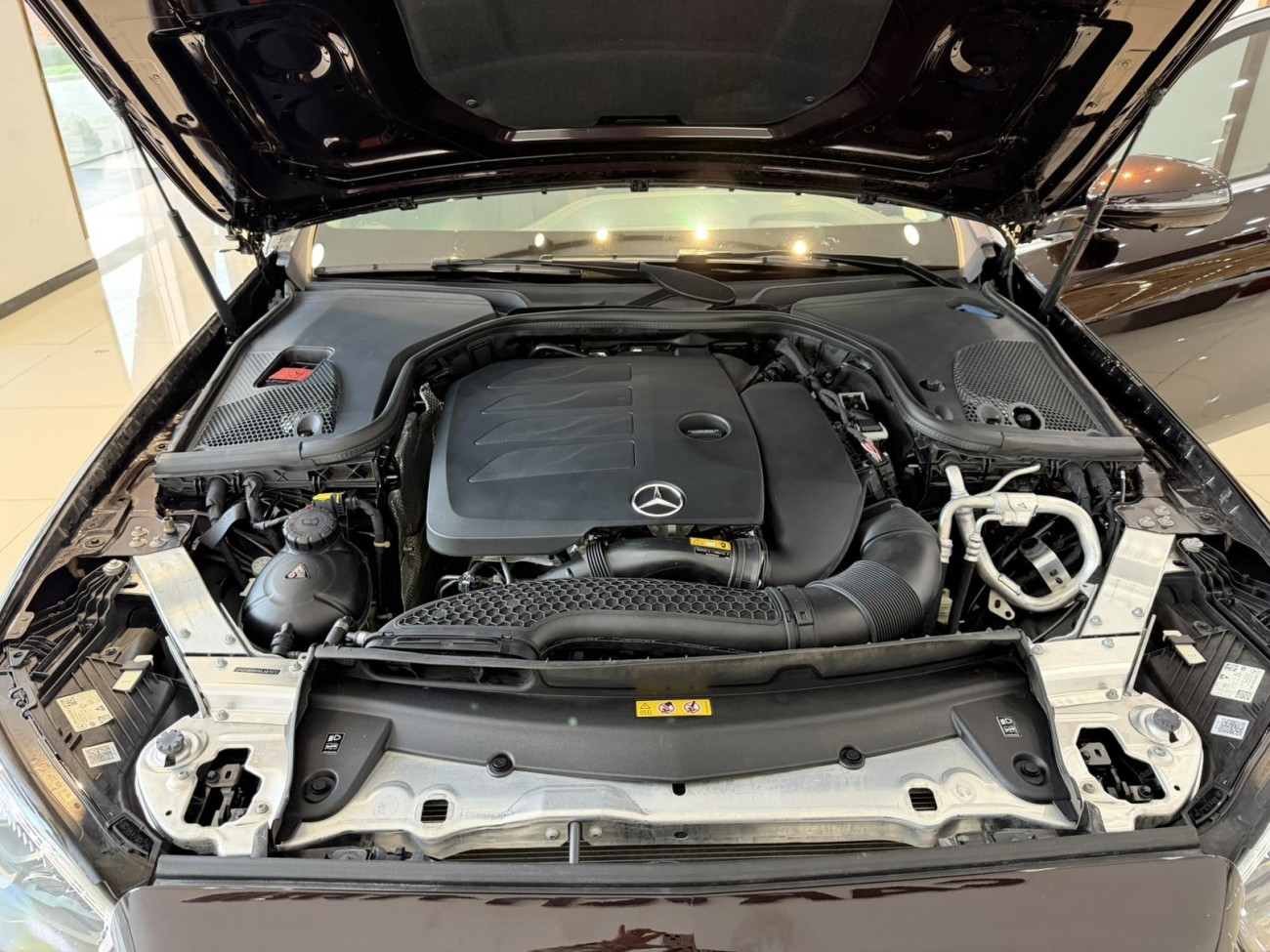 Mercedes-Benz E 300 L 2021