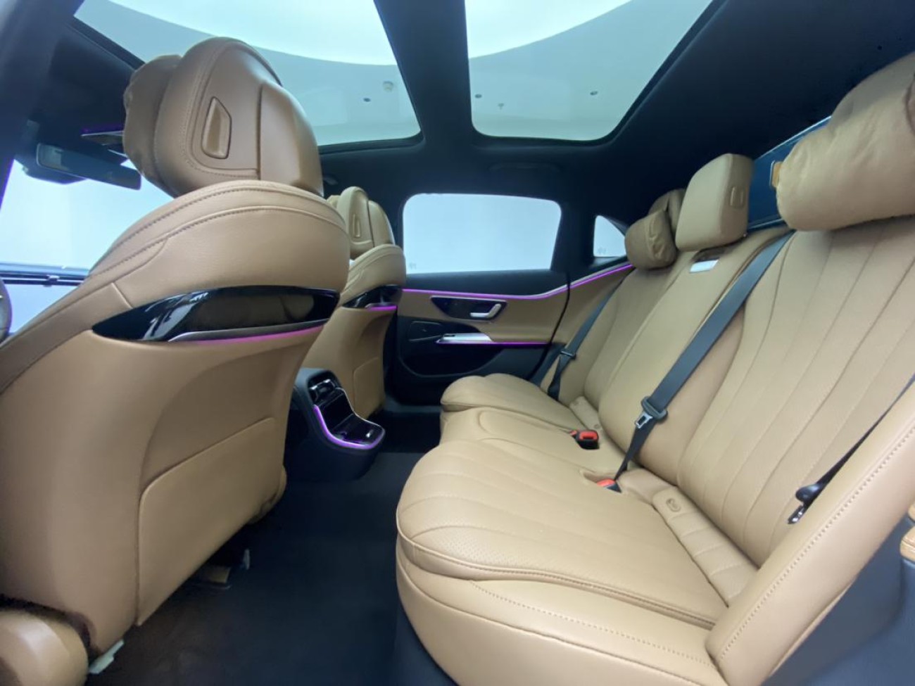 Mercedes-Benz E 260 L 2025