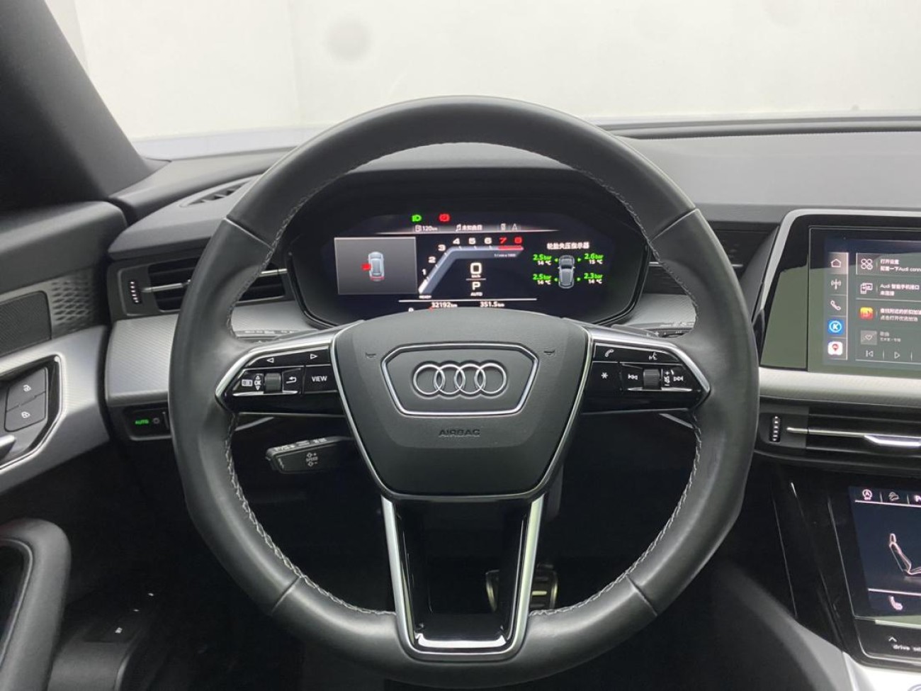 Audi Q6 45 TFSI 2023