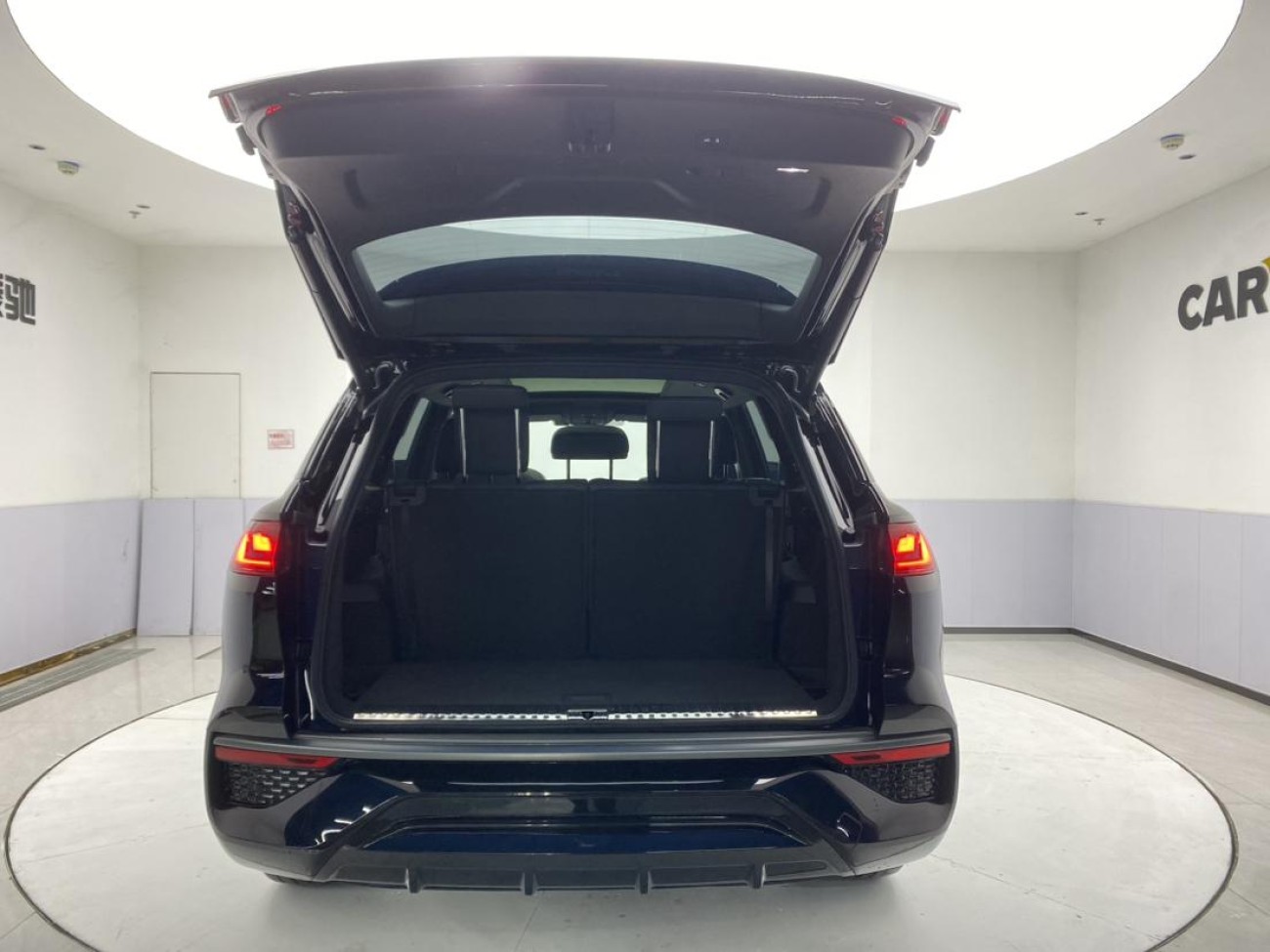 Audi Q6 45 TFSI 2023