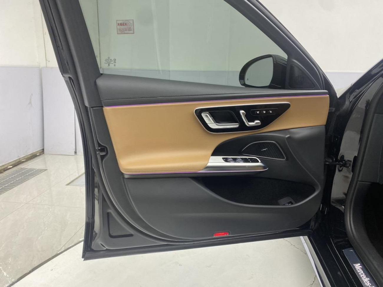 Mercedes-Benz E 260 L 2025