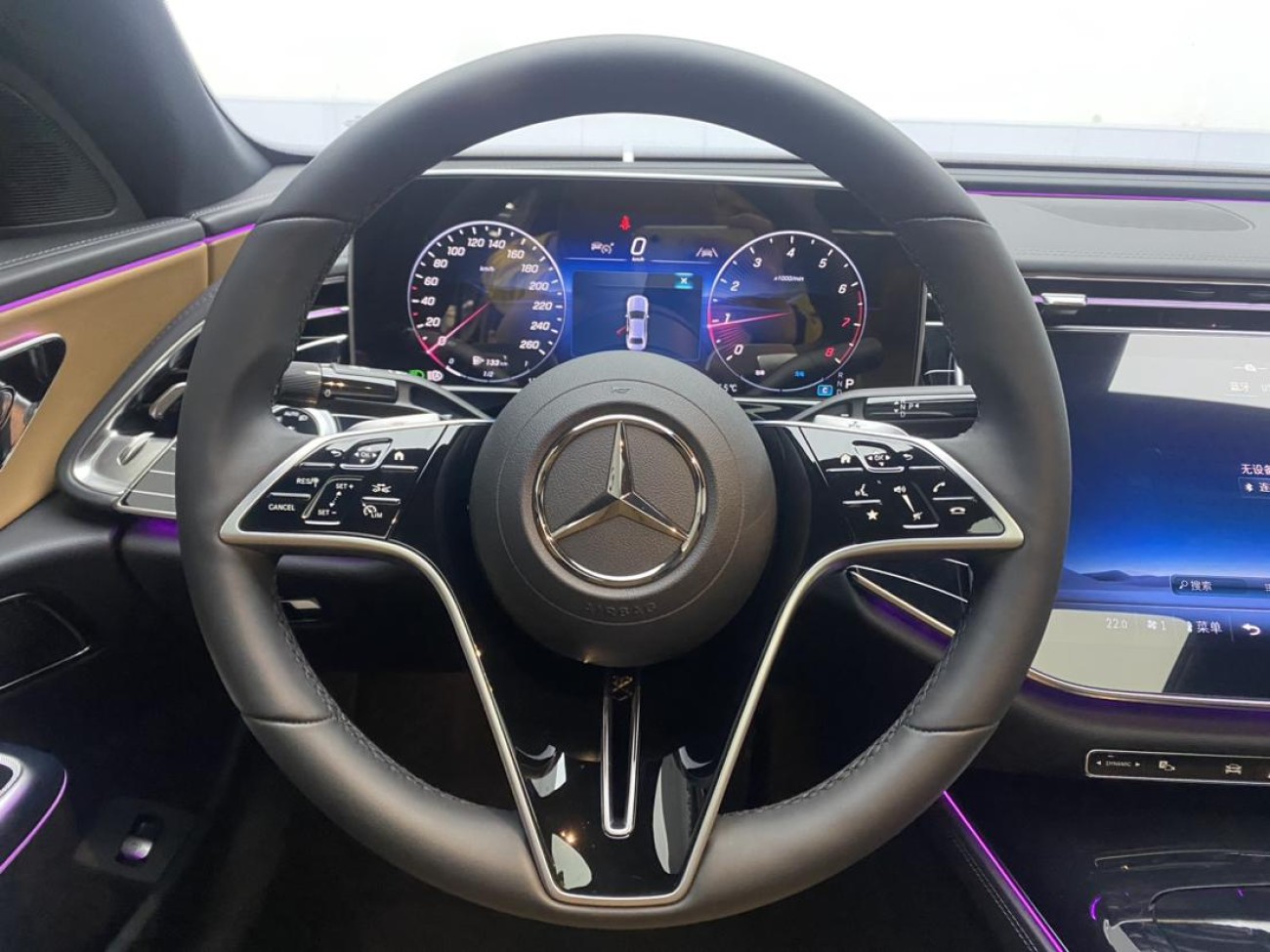 Mercedes-Benz E 260 L 2025