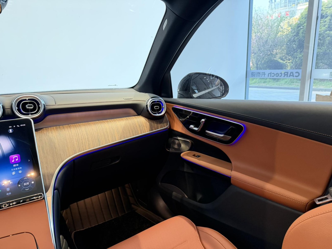 Mercedes-Benz GLC 300 L 2026