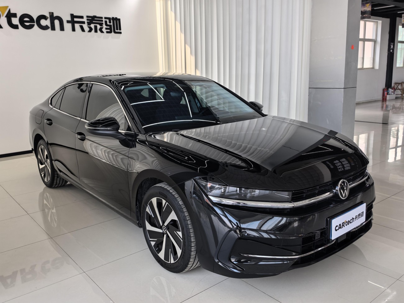 Volkswagen Magotan 2025