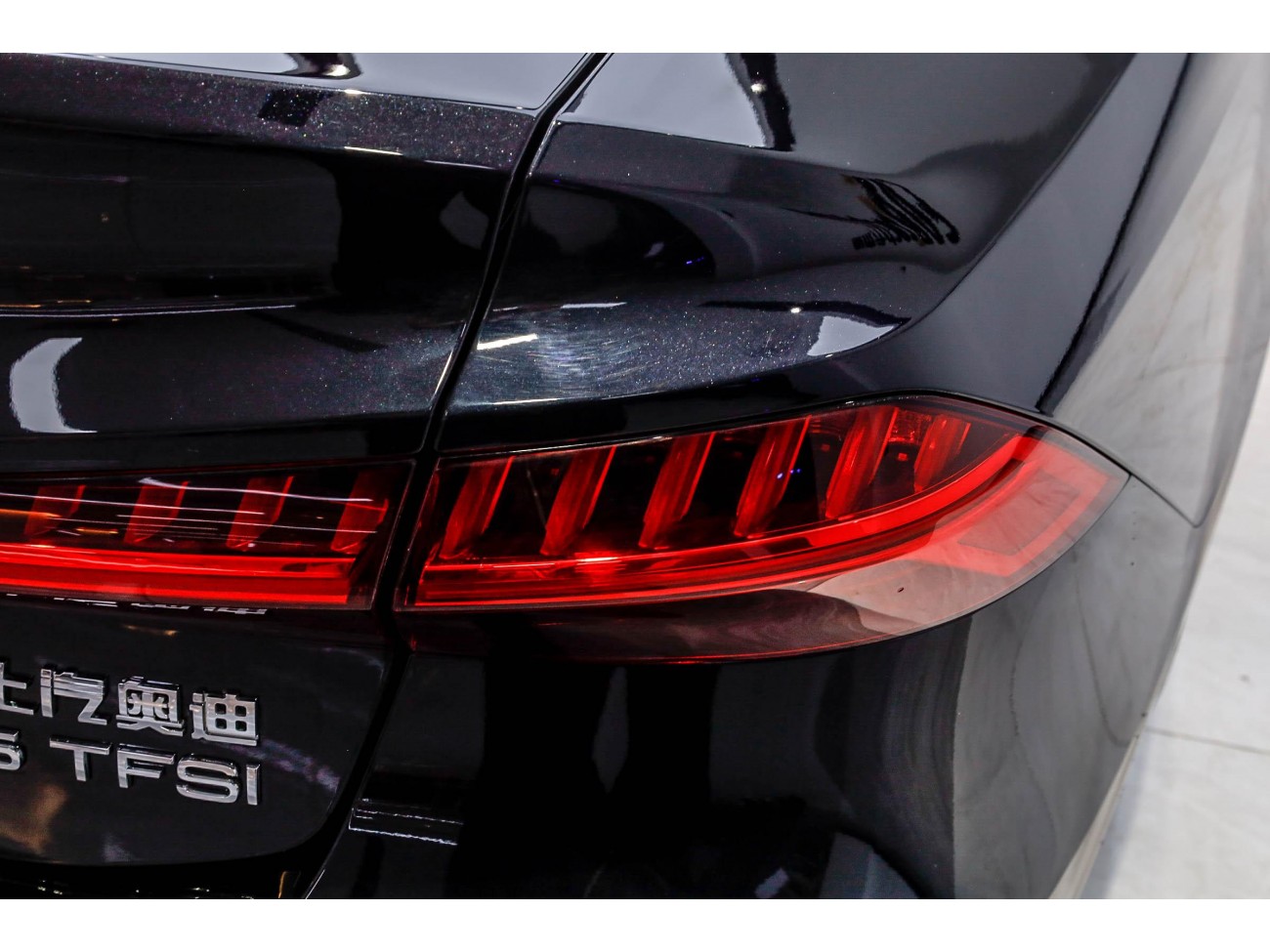 Audi A7L 45 TFSI 2024