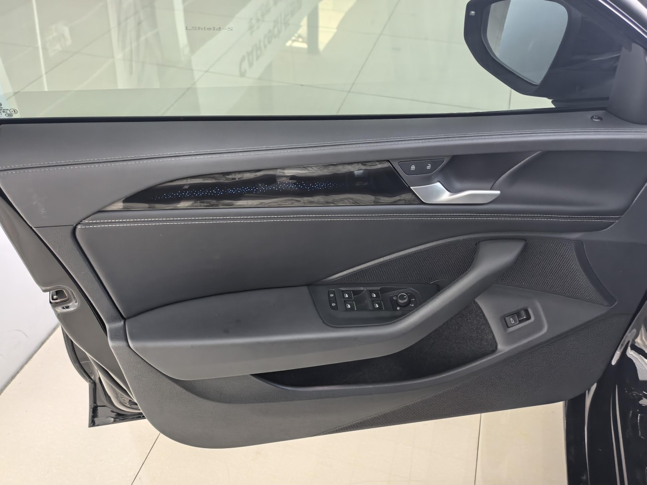 Volkswagen Magotan 2025