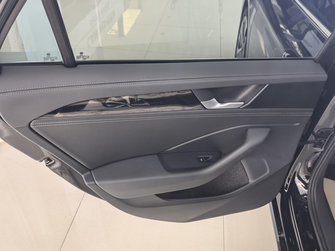 Volkswagen Magotan 2025