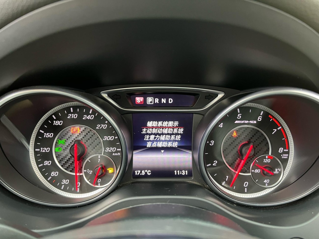 Mercedes-Benz GLA45 4MATIC 2018