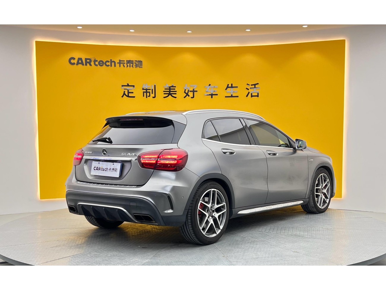 Mercedes-Benz GLA45 4MATIC 2018