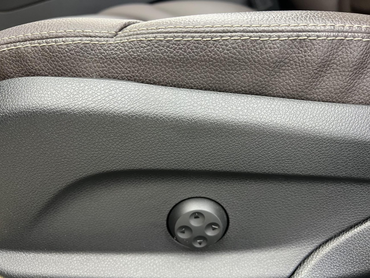 Mercedes-Benz GLC 300 L 2021