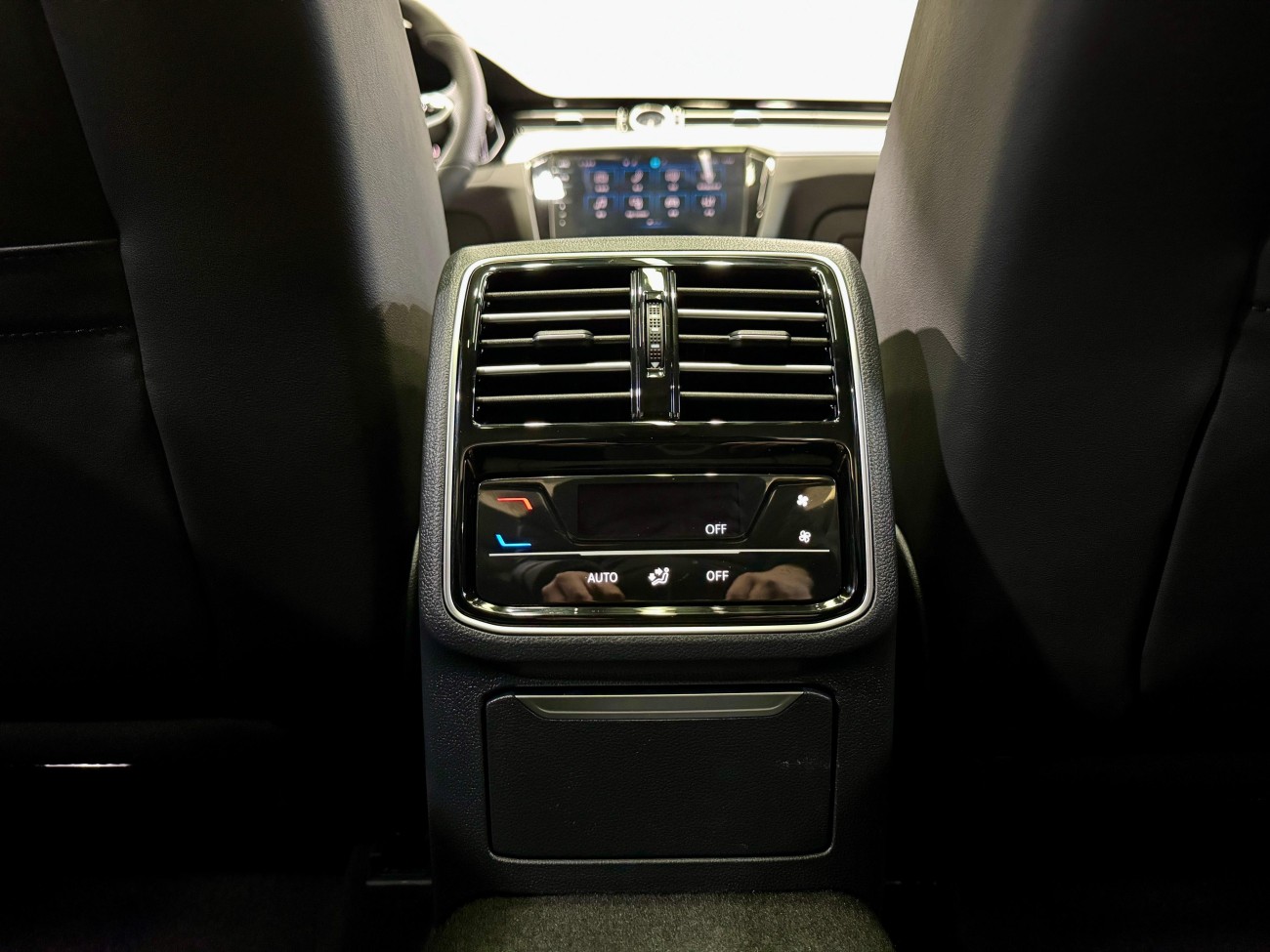 Volkswagen Magotan 2025