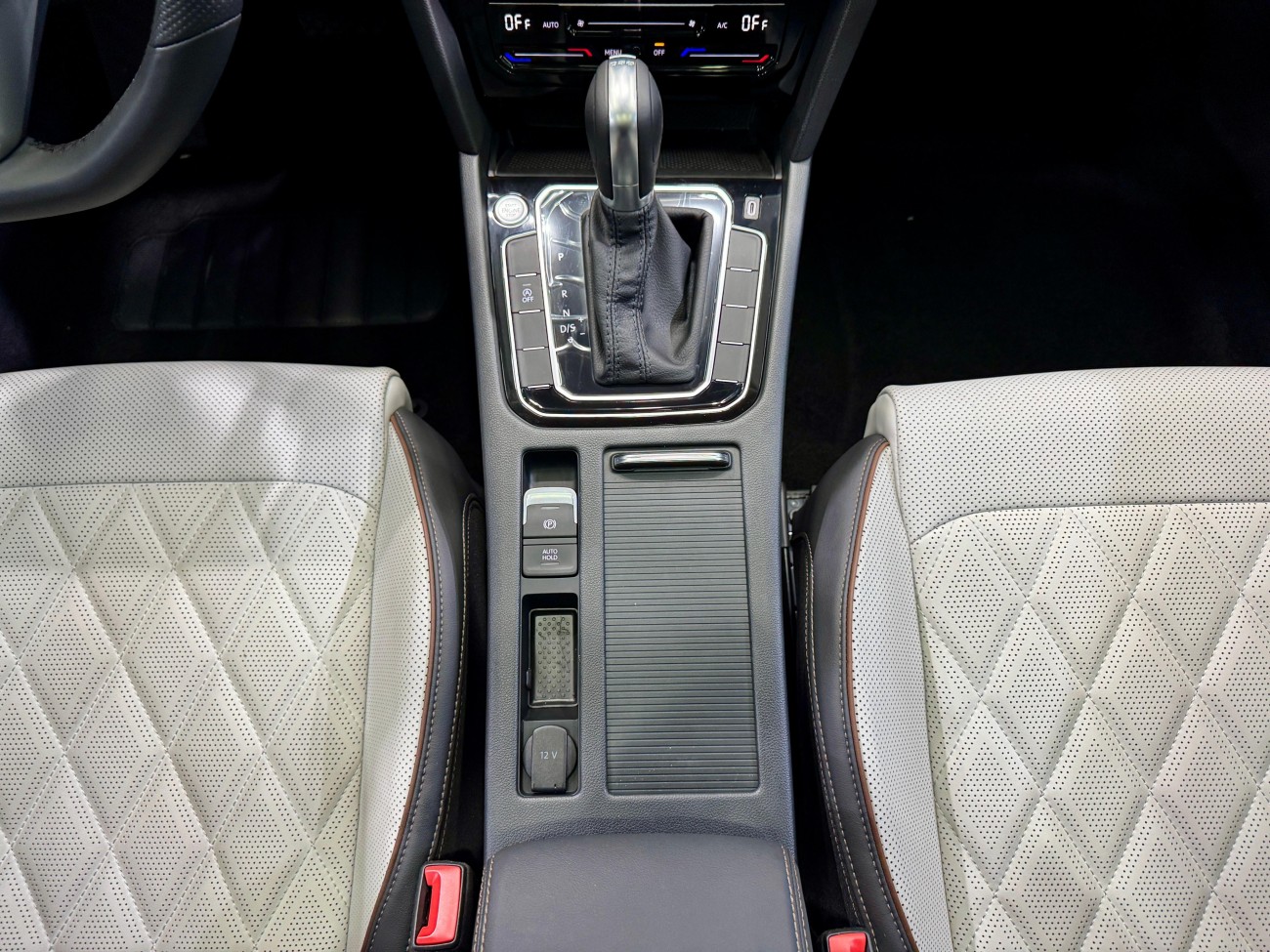 Volkswagen Magotan 2025