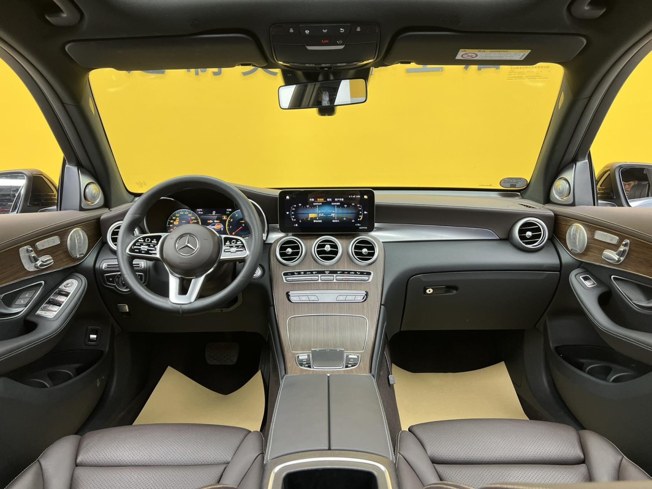 Mercedes-Benz GLC 300 L 2021