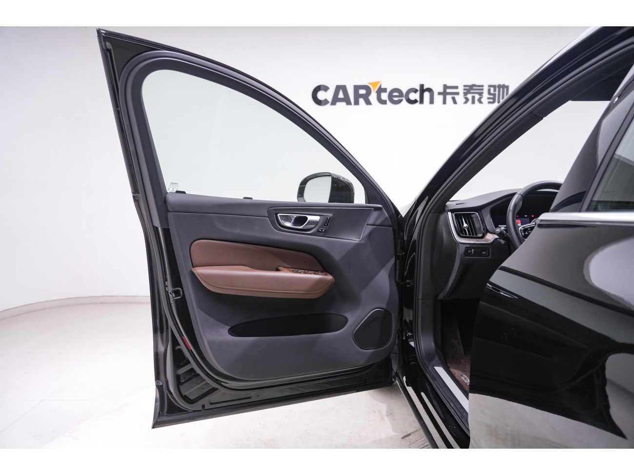 Volvo XC60 2021