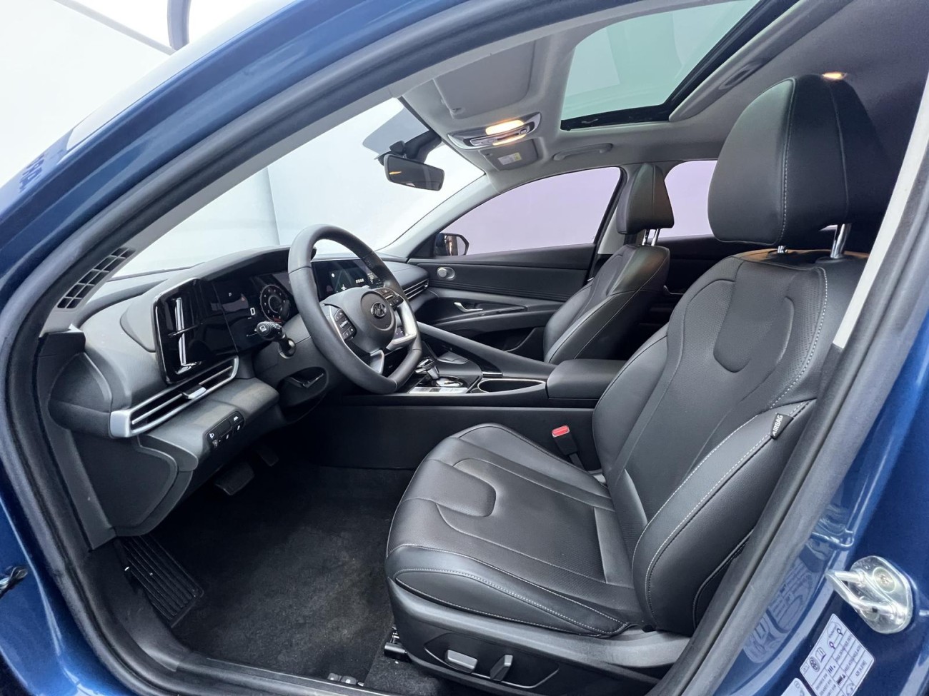 Hyundai Elantra 2012