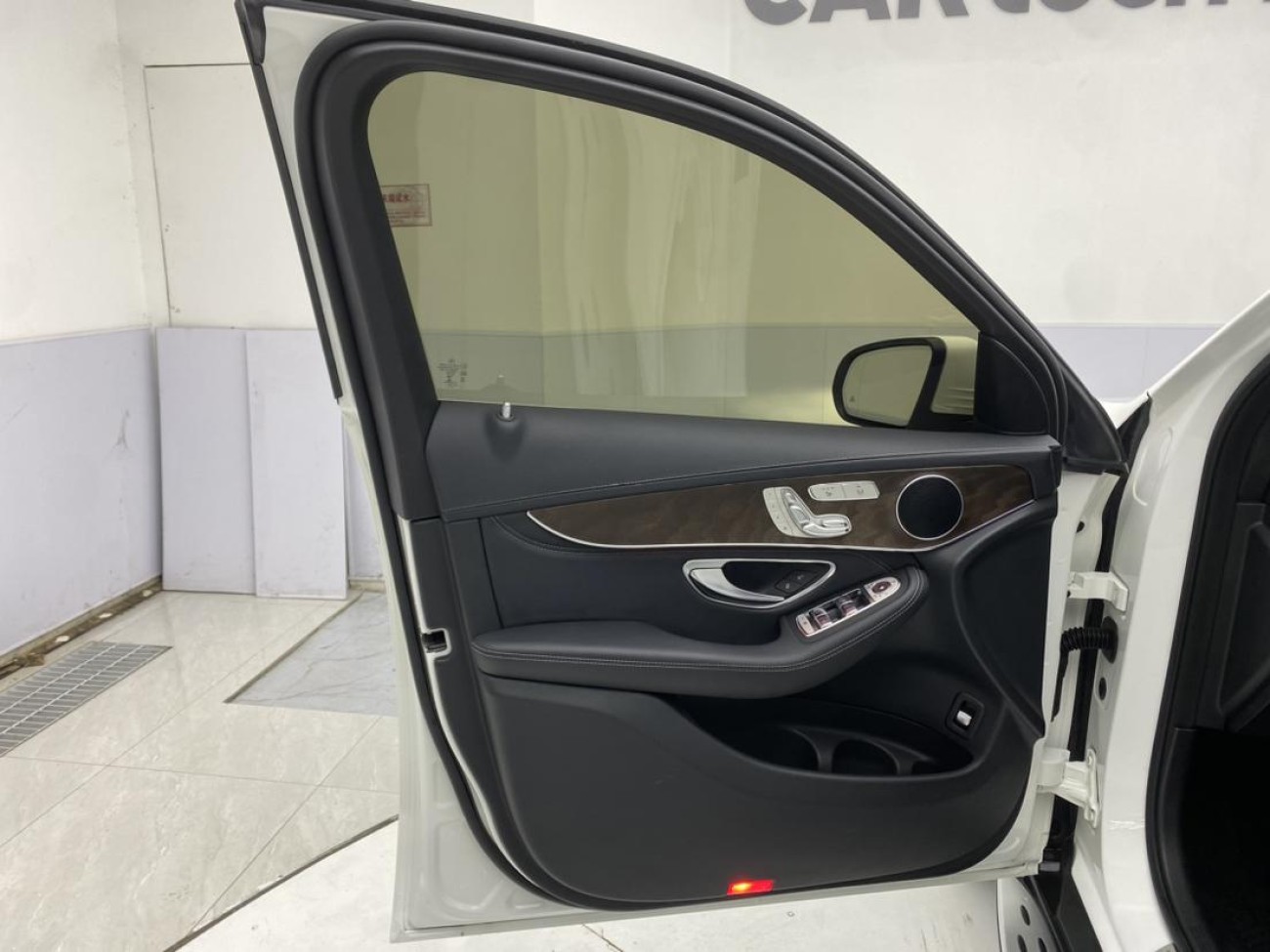 Mercedes-Benz GLC 300 L 2020