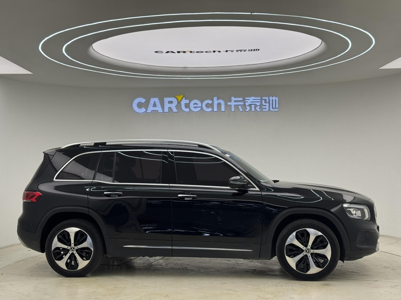 Mercedes-Benz GLB 2021