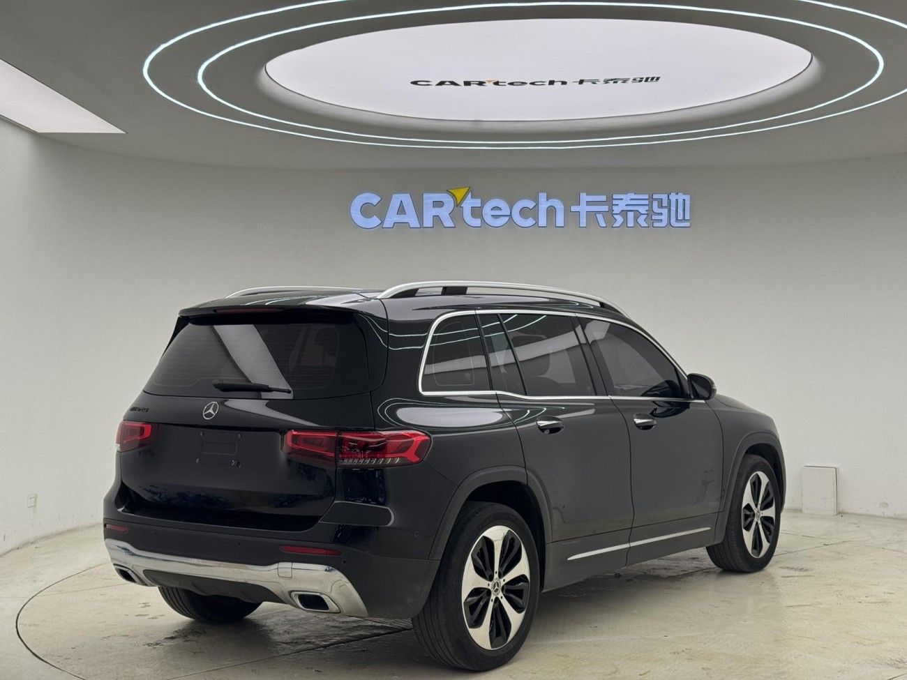 Mercedes-Benz GLB 2021