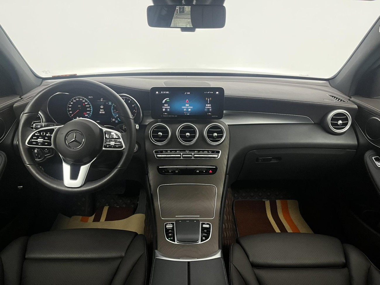 Mercedes-Benz GLC 300 L 2023