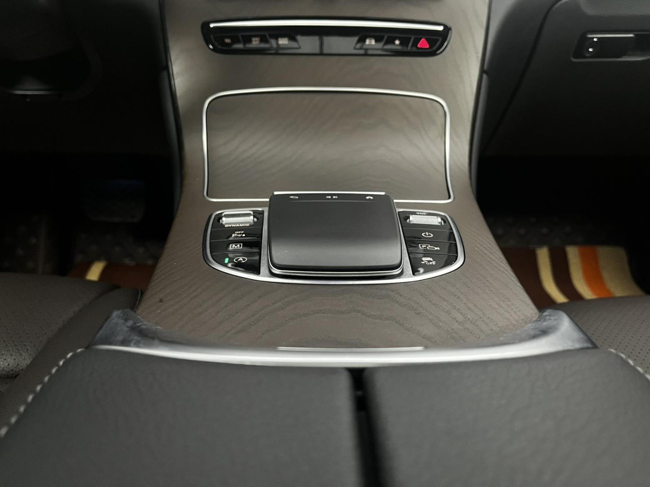 Mercedes-Benz GLC 300 L 2023