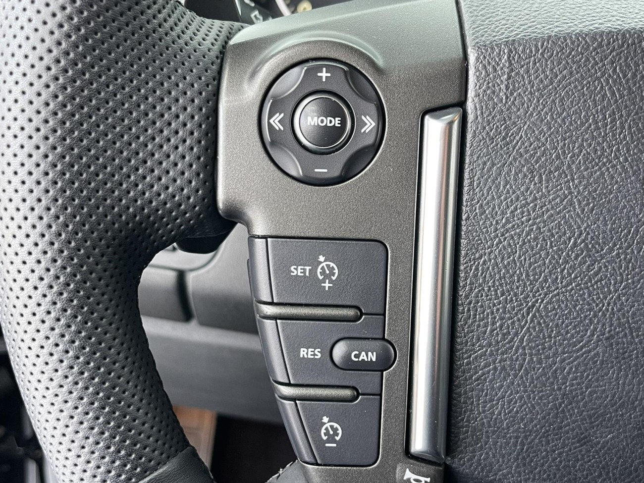 Land Rover Discovery 2019