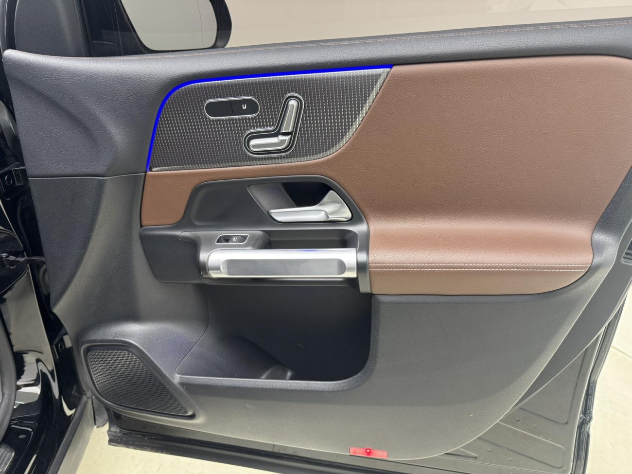 Mercedes-Benz GLB 2021