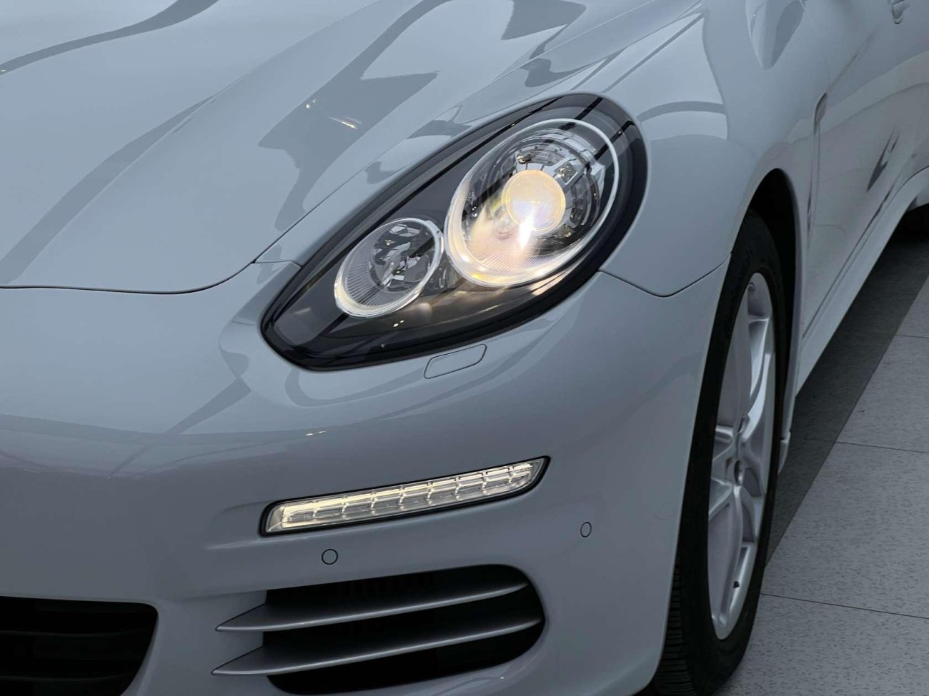 Porsche Panamera 2016