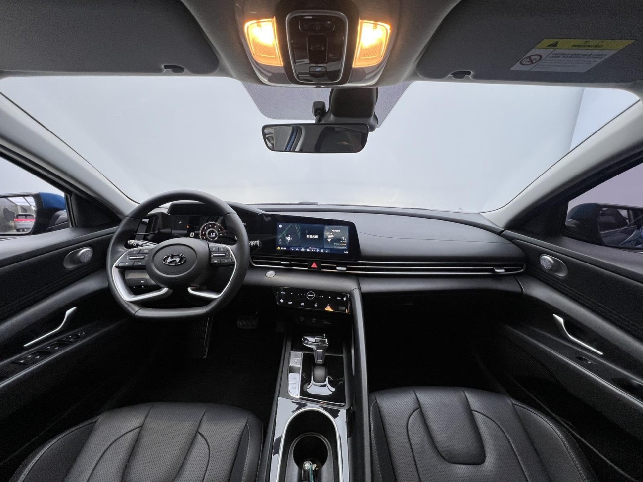 Hyundai Elantra 2012