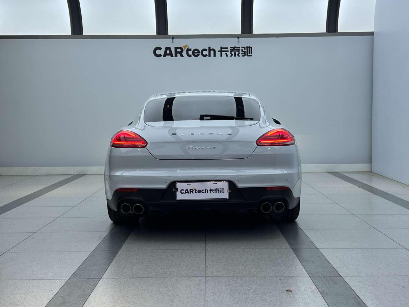 Porsche Panamera 2016