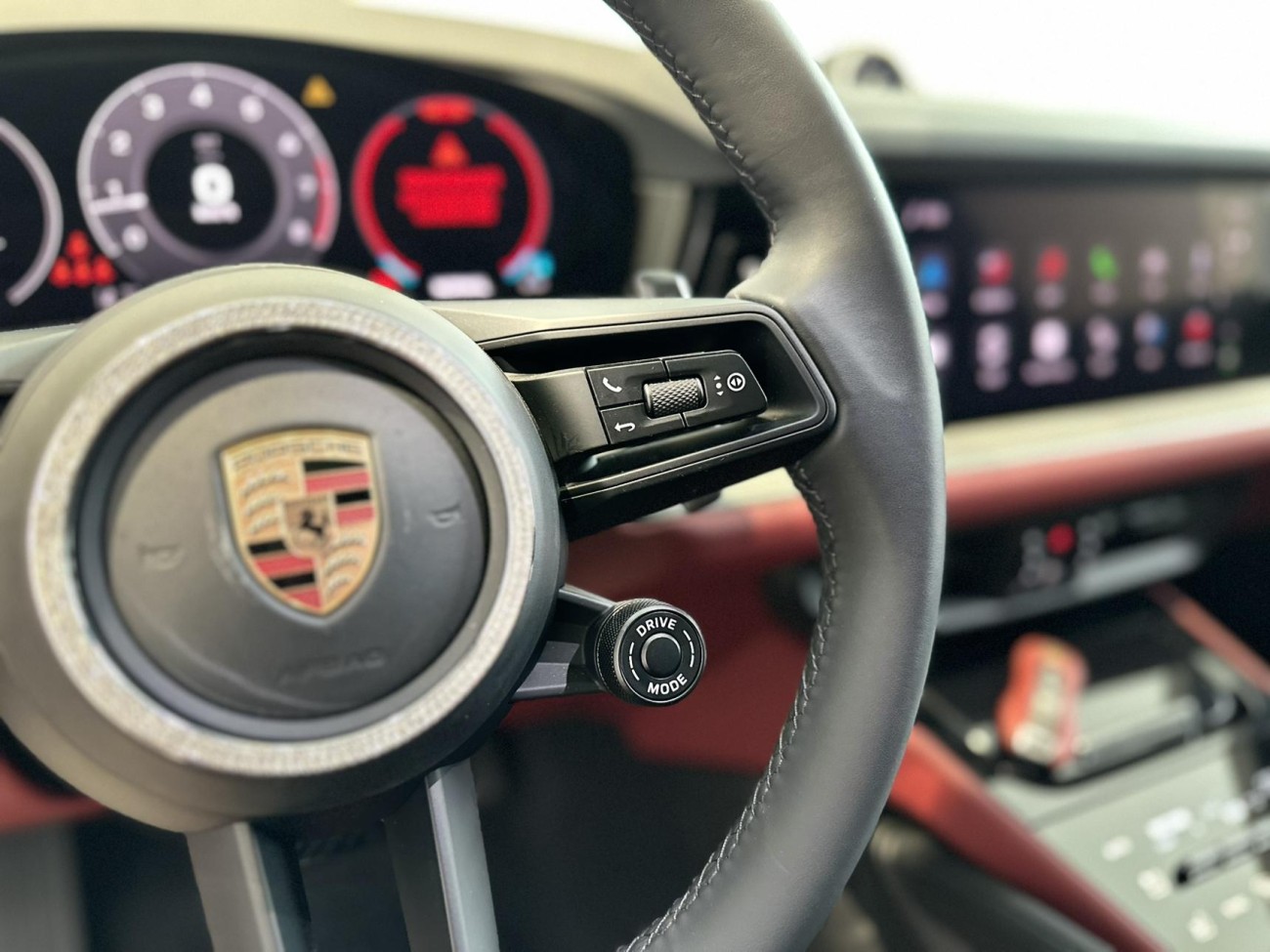 Porsche Cayenne 2025