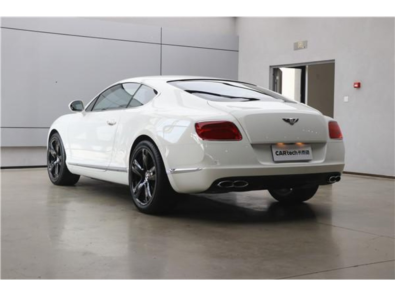 Bentley 2015 2015