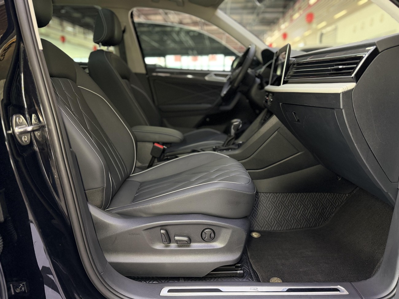 Volkswagen Tiguan L 2023