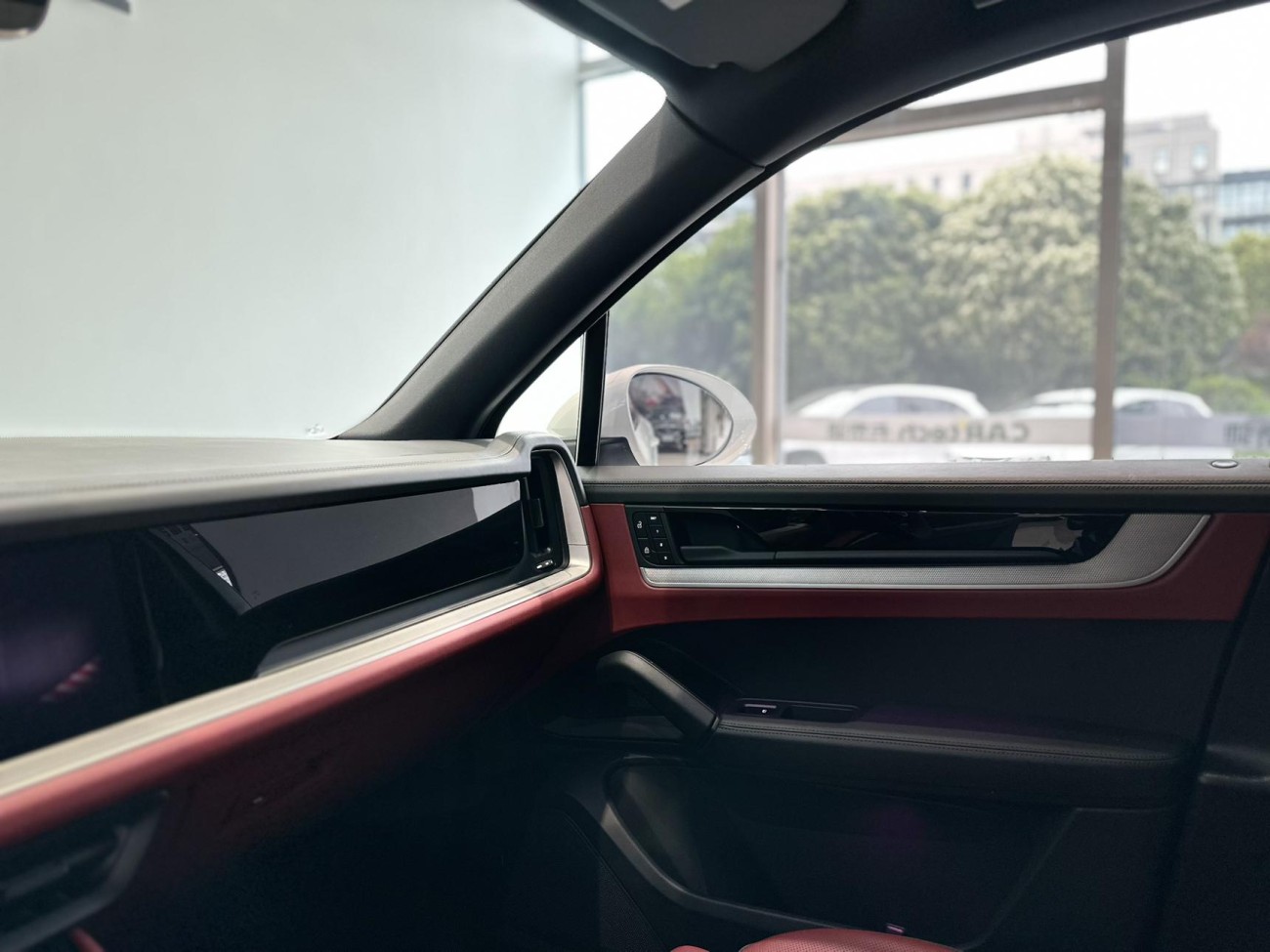 Porsche Cayenne 2025