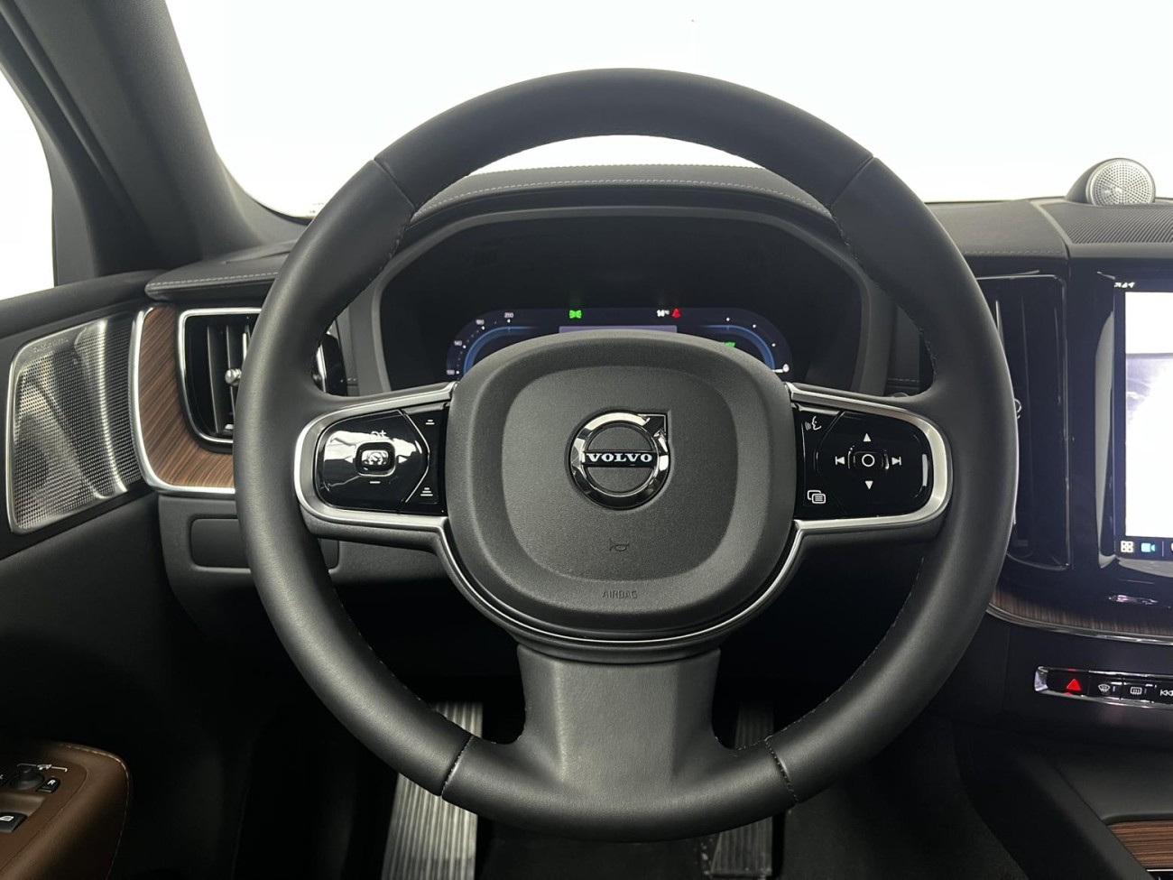 Volvo XC60 2024
