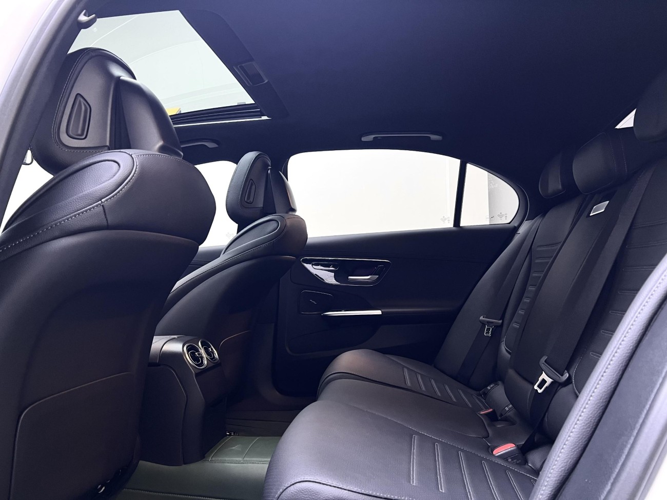 Mercedes-Benz C 200 L 2023