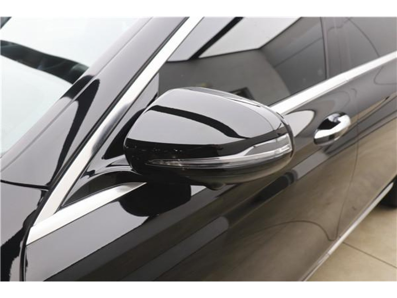 Mercedes-Benz E 300 L 2023