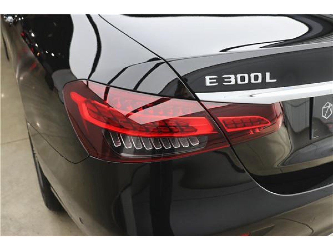 Mercedes-Benz E 300 L 2023