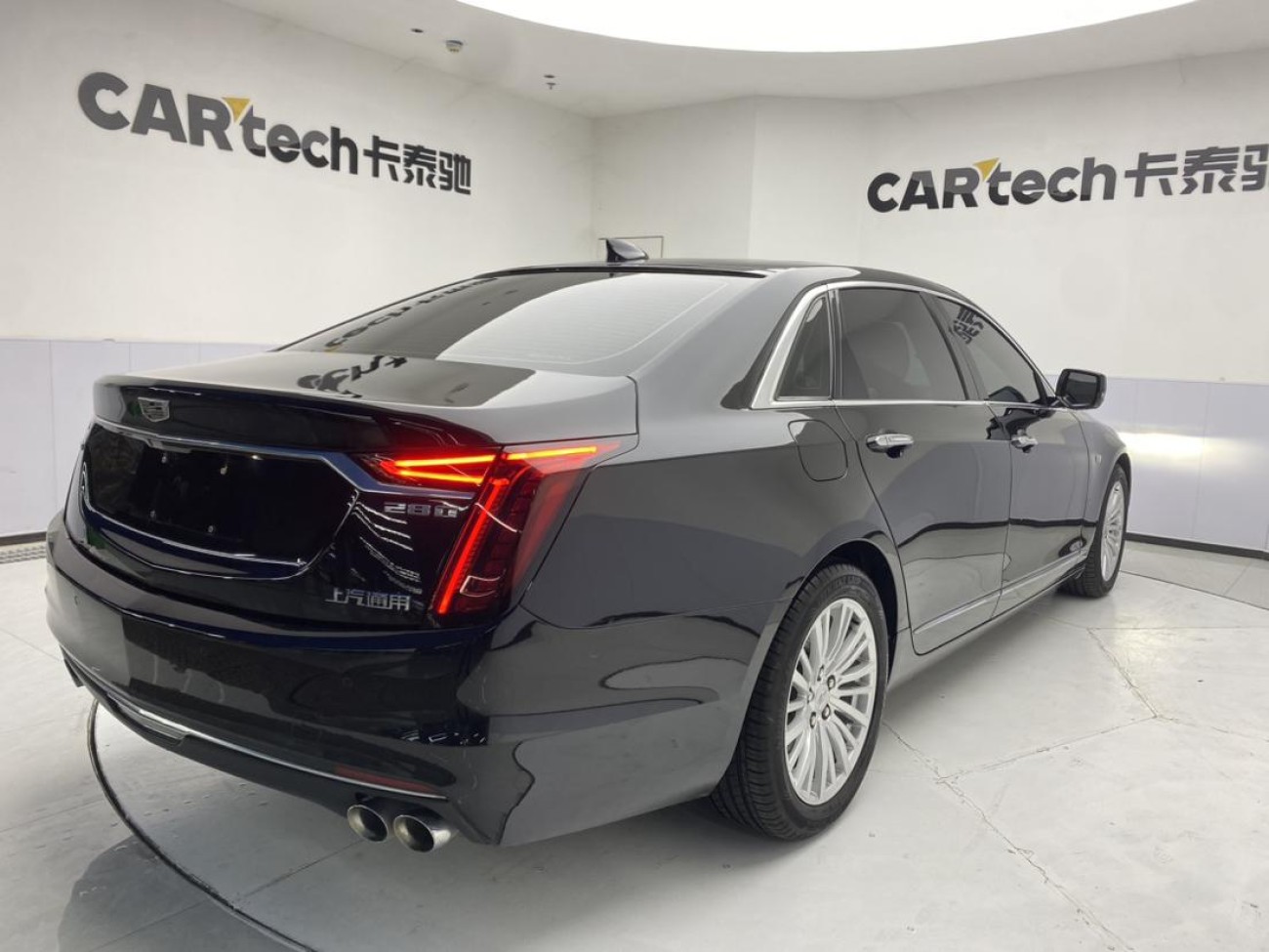 Cadillac CT6 2023