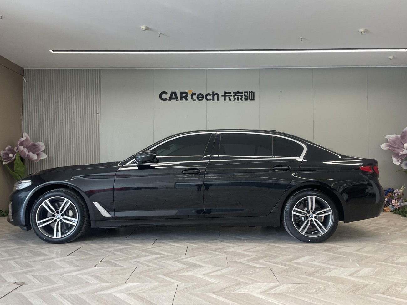 BMW 530Li 2021