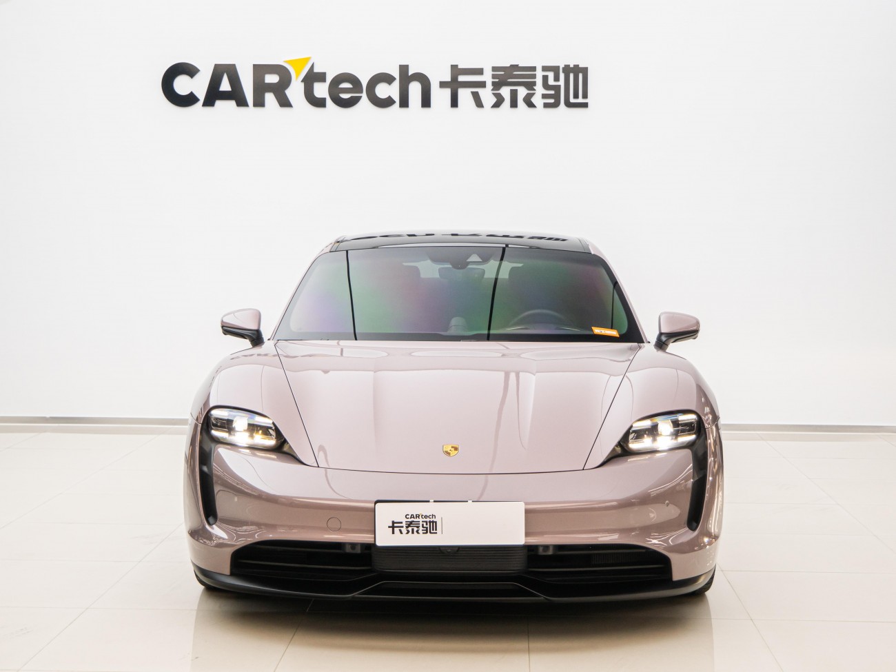 Porsche Taycan 2023